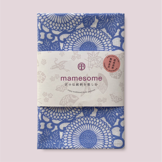 一色染め 手ぬぐい / 菊唐草 ライトブルー