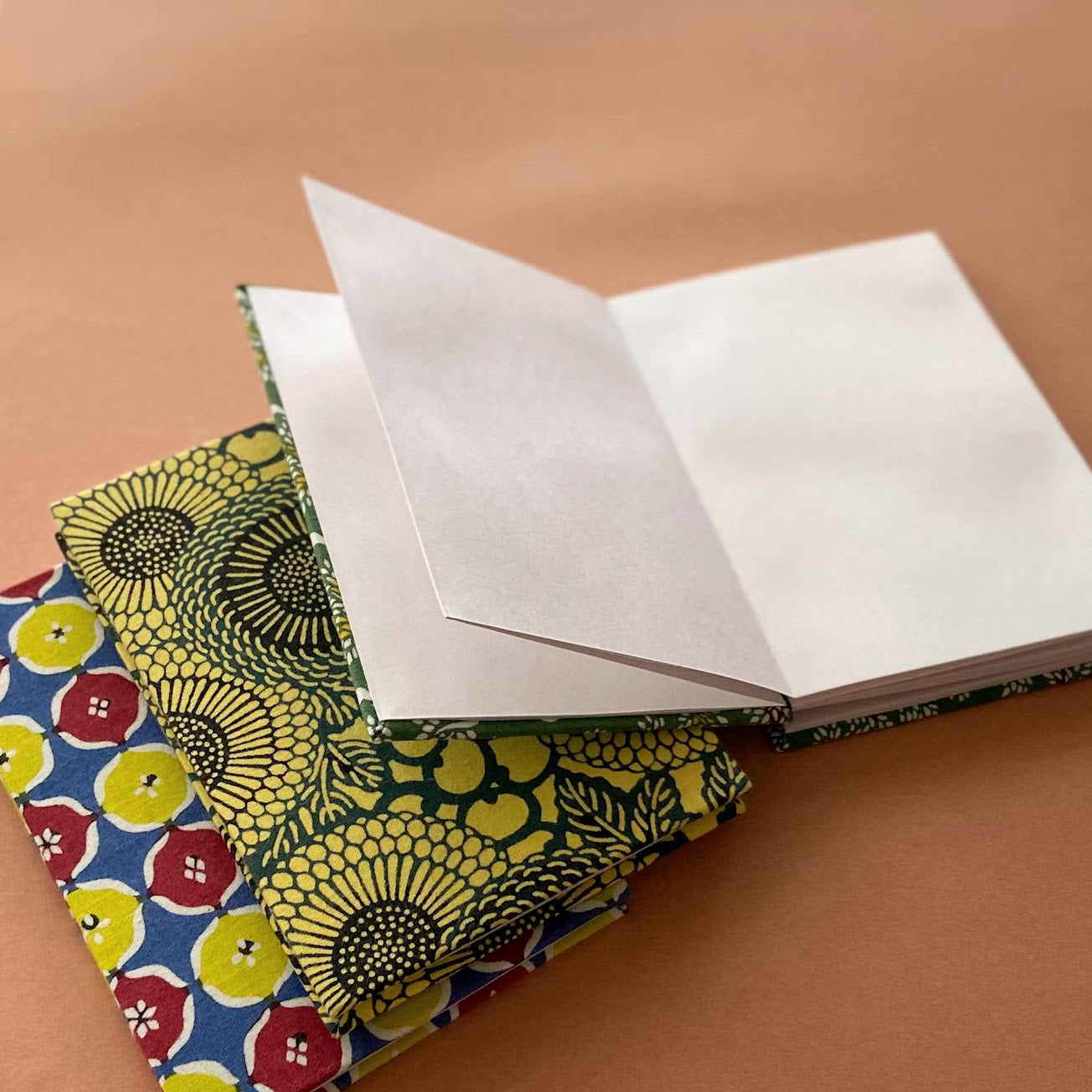 型染め ご朱印帳 / 水玉格子