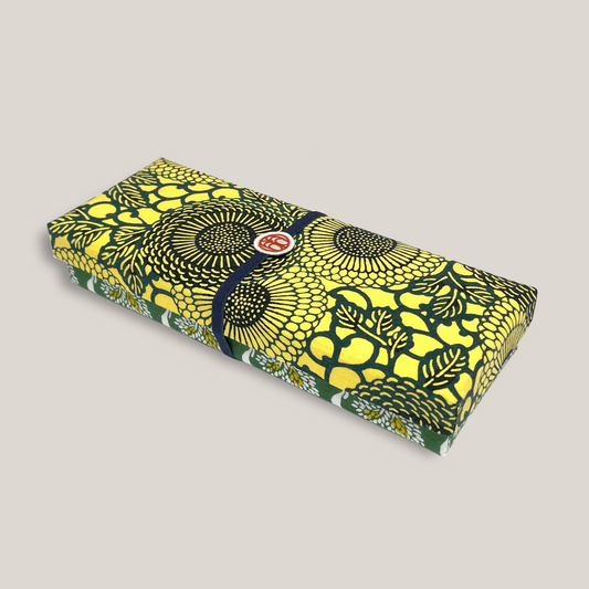 Fabric box pencil case / chrysanthemum arabesque x Yorori tree