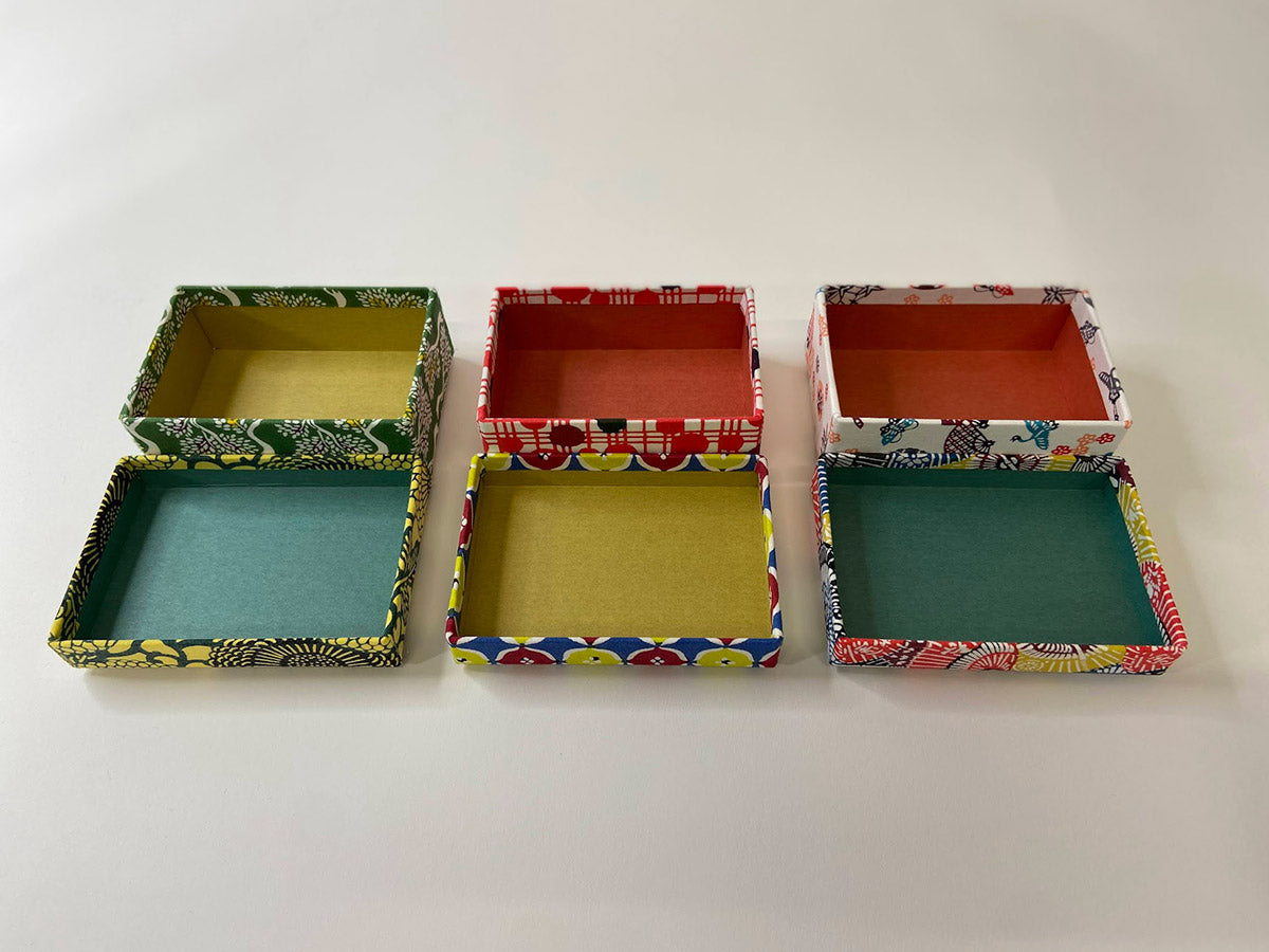 Fabric box pencil case / round pattern break x polka dot lattice